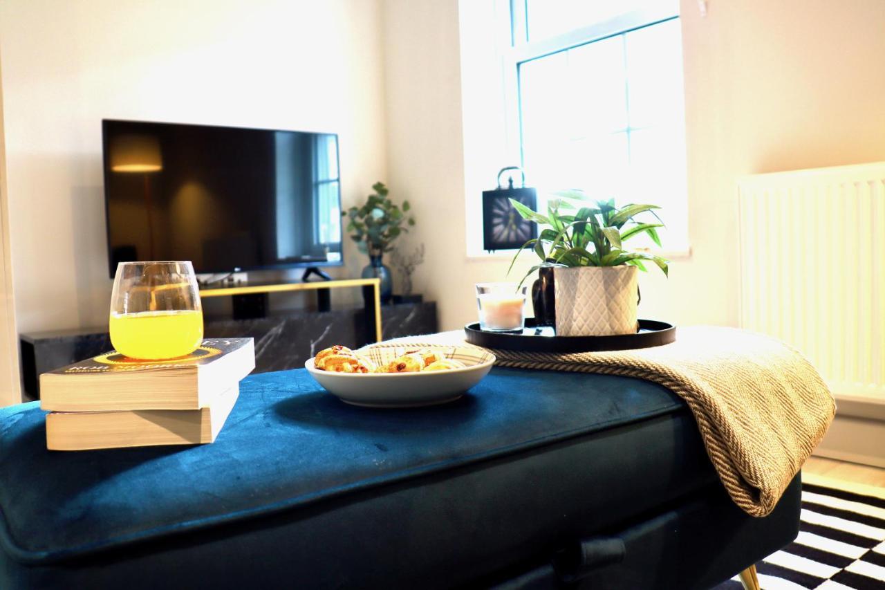 Perfect Central Location- 5 Minutes From Tower Bridge ! 8 Minutes Walk From Tube Лондон Екстер'єр фото