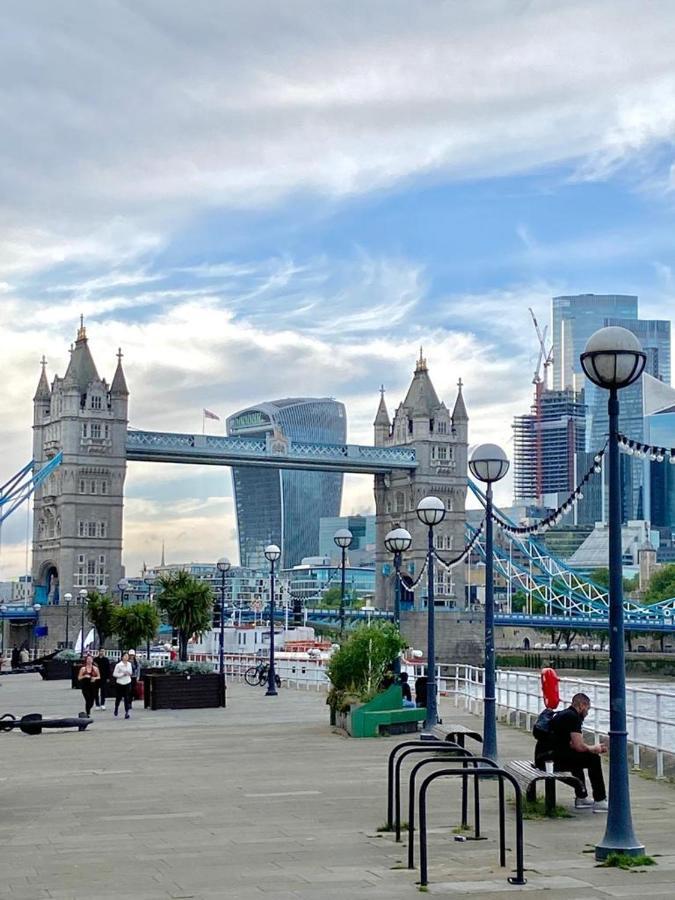 Perfect Central Location- 5 Minutes From Tower Bridge ! 8 Minutes Walk From Tube Лондон Екстер'єр фото