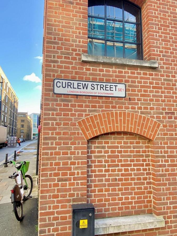 Perfect Central Location- 5 Minutes From Tower Bridge ! 8 Minutes Walk From Tube Лондон Екстер'єр фото